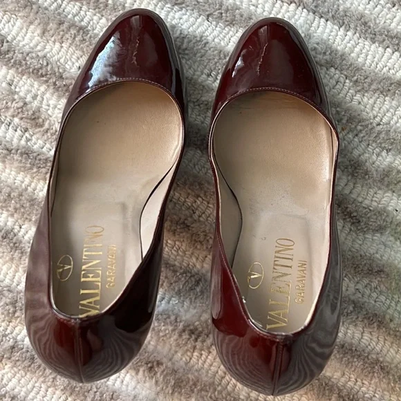 Patent Leather Pumps - Picture 7 of 13